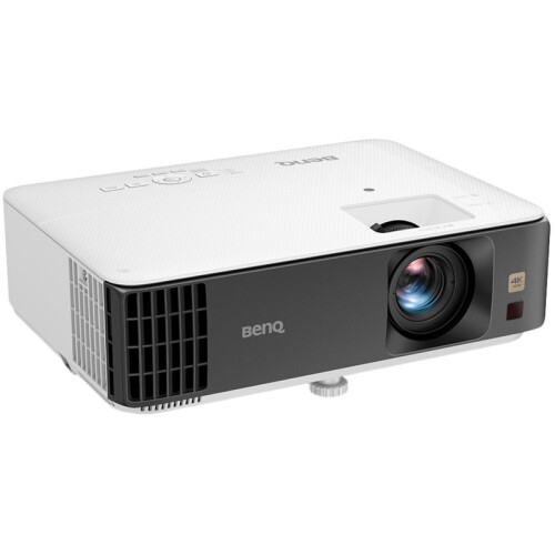 Le Benq TK700 est un vidéoprojecteur polyvalent ...