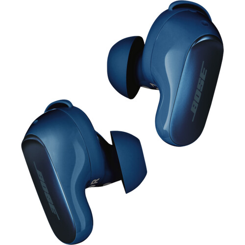 Mit den Bose QuietComfort Ultra Earbuds Dunkelblau ...