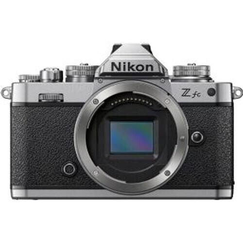 Nikon Z fc con objectivo Z DX 16-50mm 1:3.5-6.3 VR ...