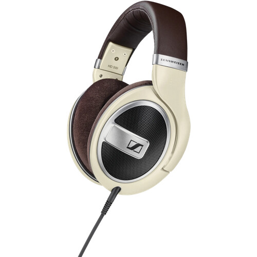 Der Sennheiser HD 599 ist ein Kopfhörer mit ...