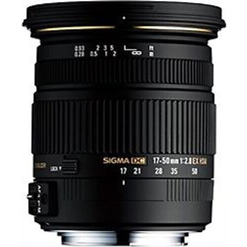 De Sigma 17-50 mm F2.8 DC EX HSM OS is een ...