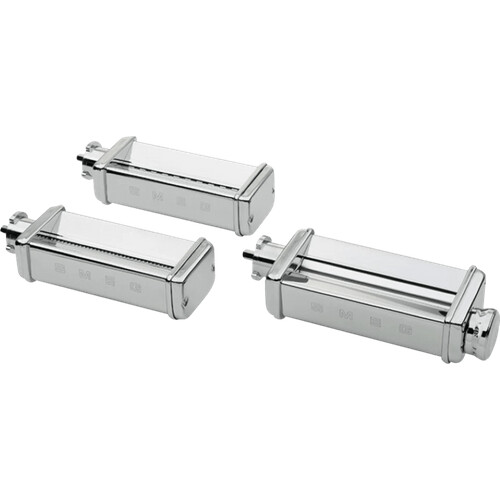 Mit dem Nudelwalzen- und Schneidset SMEG SMPC01 ...