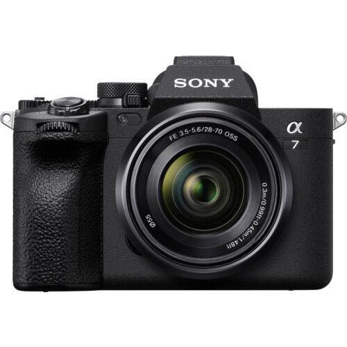 Le Sony A7 IV + FE 28-70 mm f/3.5-5.6 est un ...