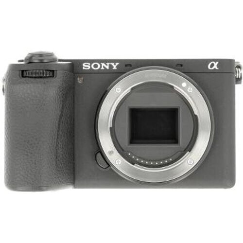 Sony Alpha 6700 con objectivo E 18-135mm 3.5-5.6 ...