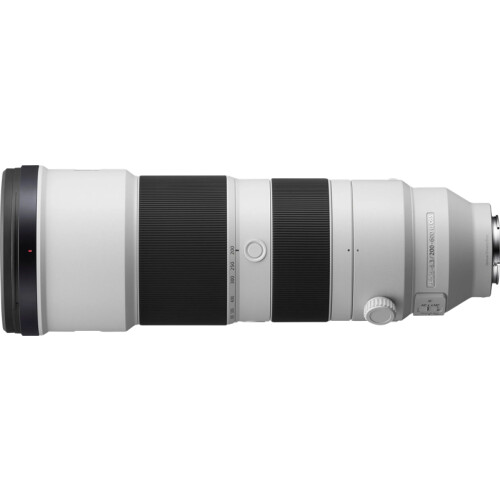 L'objectif Sony 200-600mm f/5,6-6,3 G OSS est fait ...