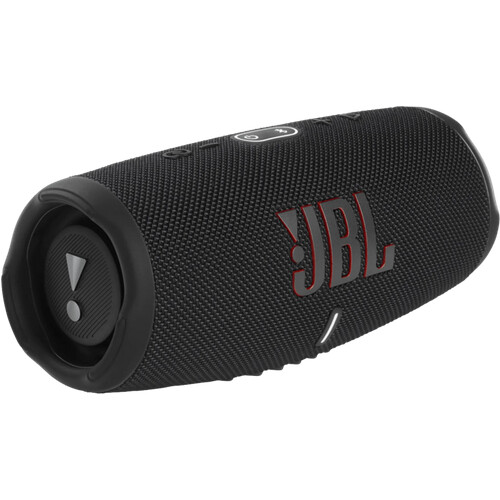 De JBL Charge 5 is de ideale speaker voor buiten. ...