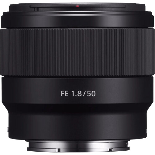 De Sony FE 50mm f/1.8 is een primelens voor ...