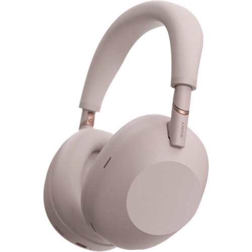 Met de Sony WH-1000XM6 Roze luister je naar je ...
